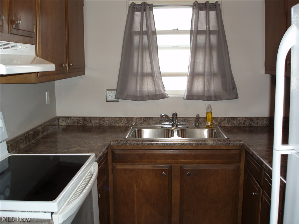 Country Club Apt Homes North Condo - Residential