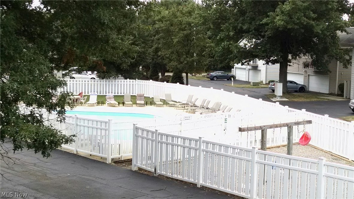 Country Club Apt Homes North Condo - Residential