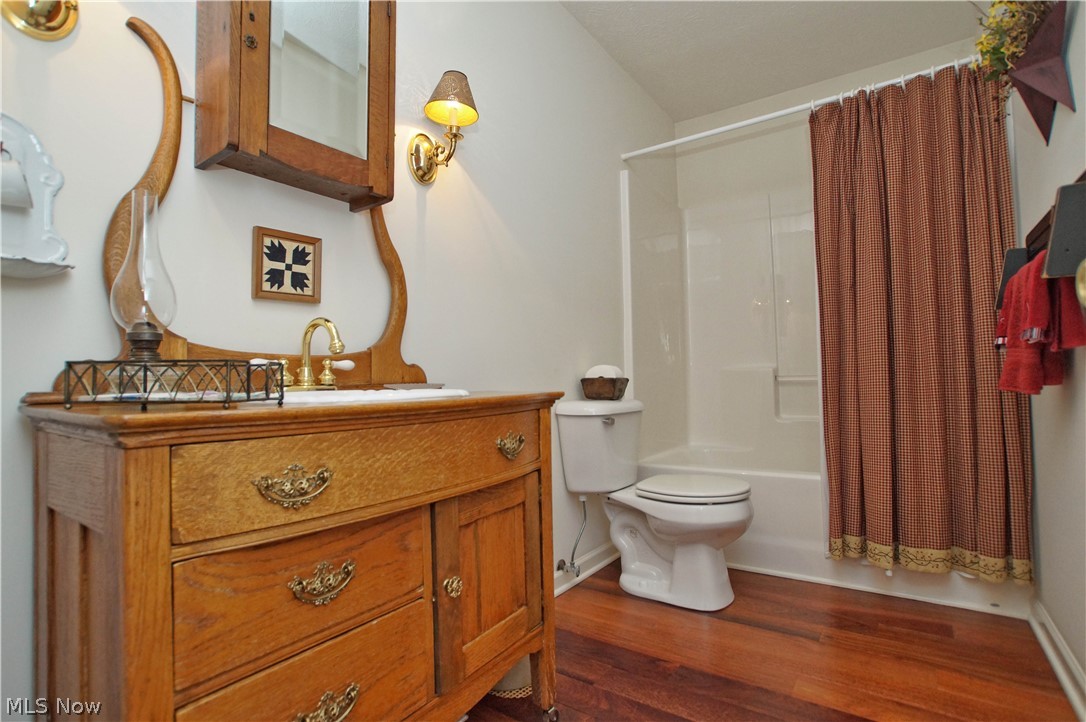 Windjammer Court Condo Ph 02 - Residential