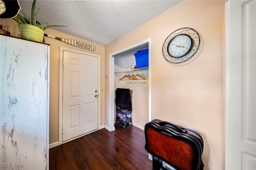 566 Sherwood Drive, Aurora, Ohio image 17