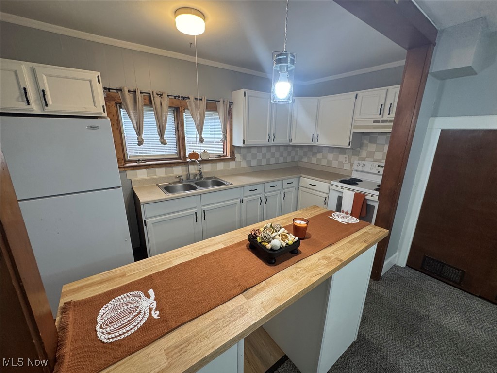 Moores - Residential