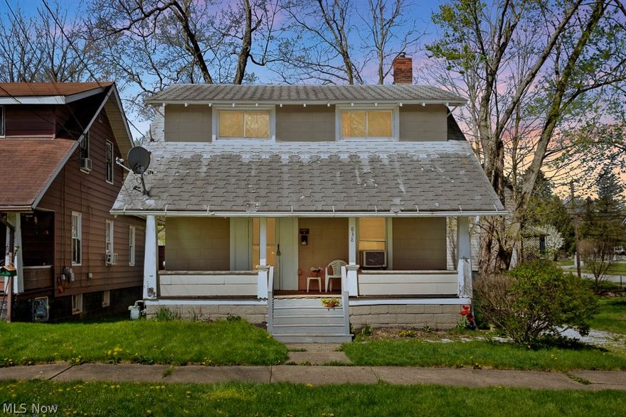 Check out this great opportunity! ITS A PACKAGE DEAL! Single family 2 bedroom home and corner lot commerical business for sale! Single family home, has a living, dining and kitchen on the first floor, and then two bedrooms and a full bathroom on the second floor. newer HWT 2018. Commerical building is currently zoned office. both sold together