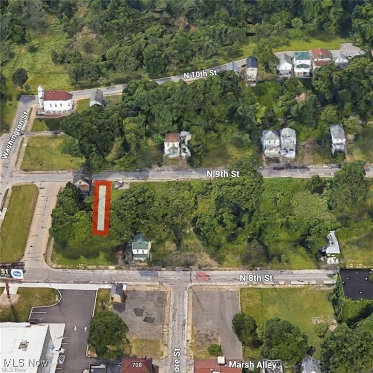 212 N 9th Street, Steubenville, Ohio image 2