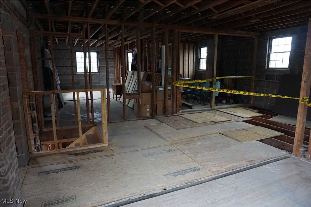 The Jones-Hills Allotment - Commercial Sale