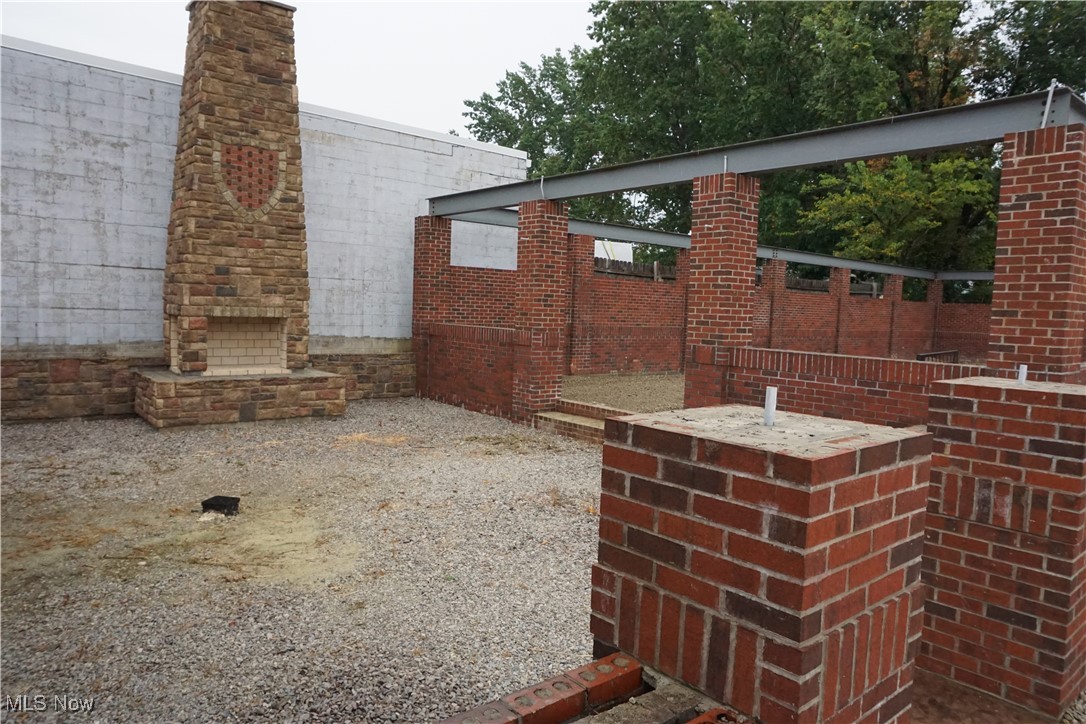 The Jones-Hills Allotment - Commercial Sale