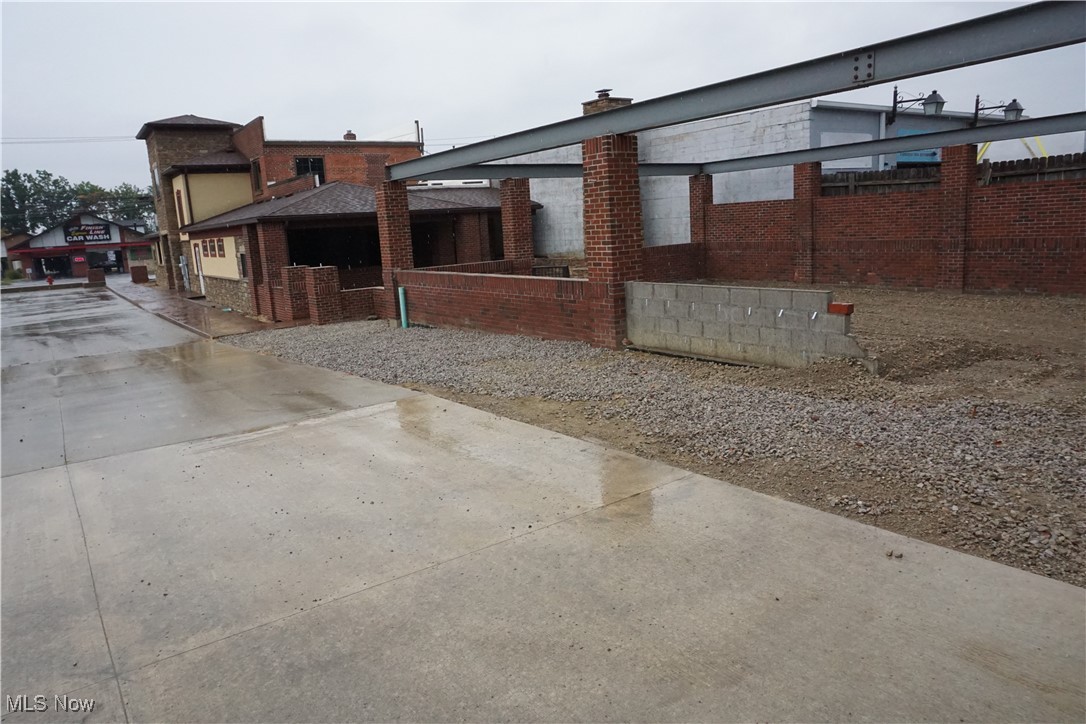 The Jones-Hills Allotment - Commercial Sale