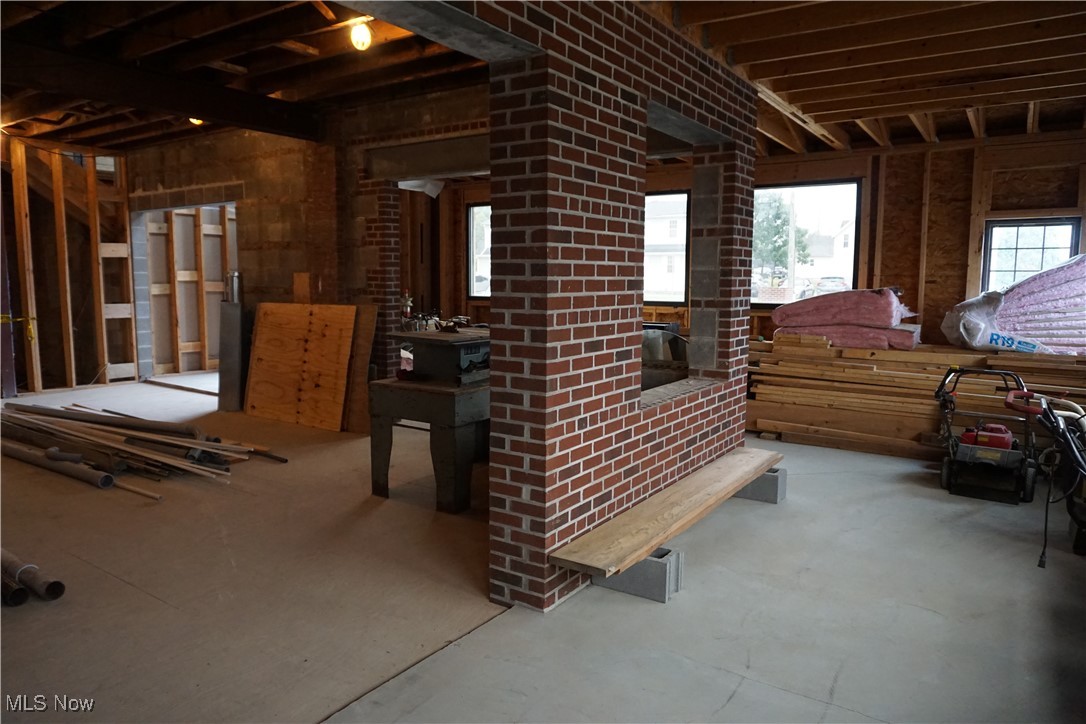 The Jones-Hills Allotment - Commercial Sale