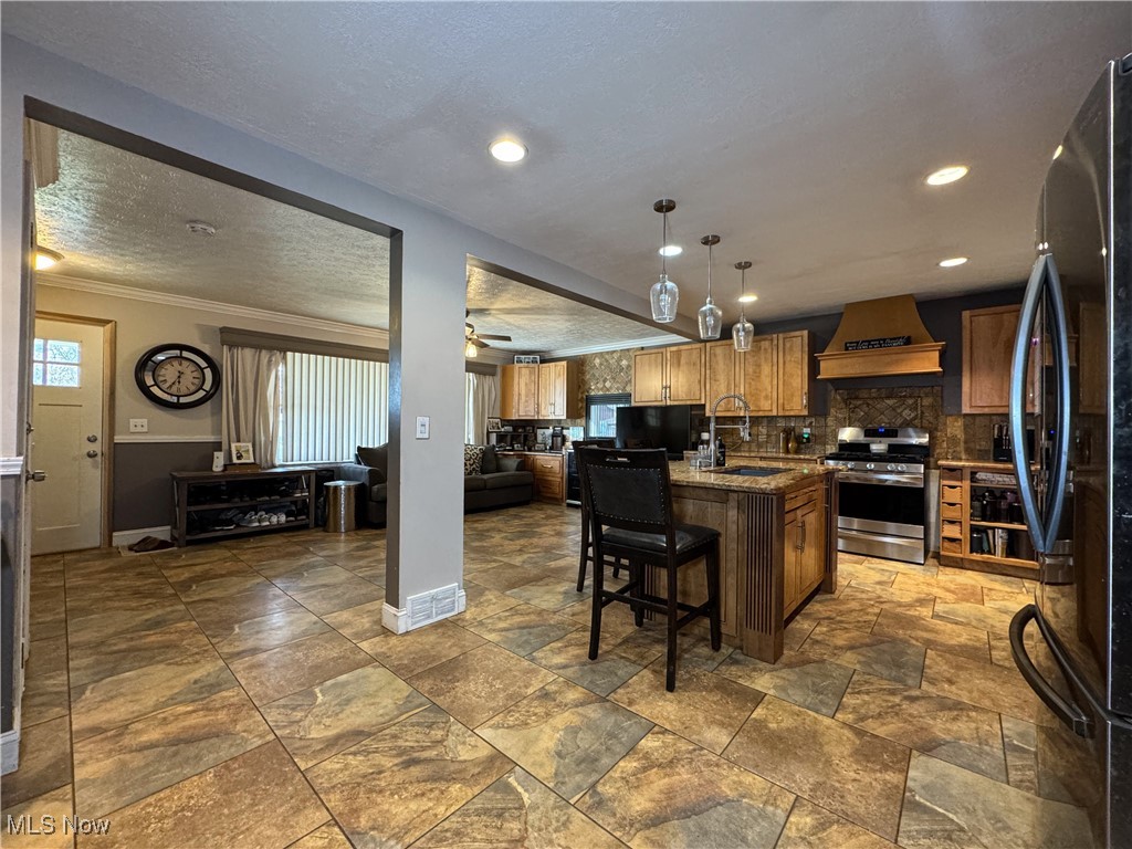 172 Winter Lane, Cortland, Ohio image 5