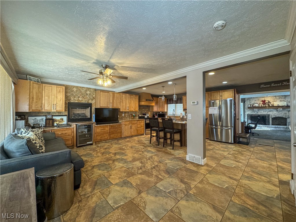 172 Winter Lane, Cortland, Ohio image 3
