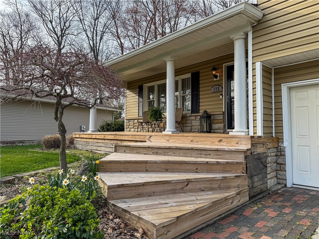 172 Winter Lane, Cortland, Ohio image 2