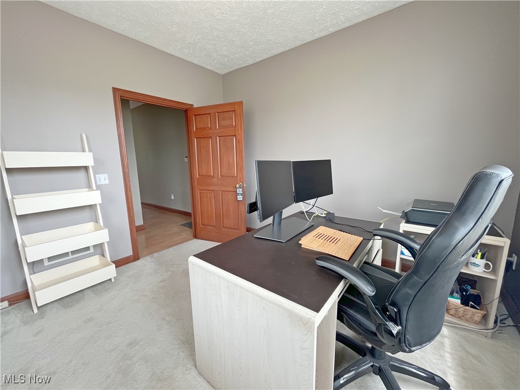 Emerald Lakes - Residential