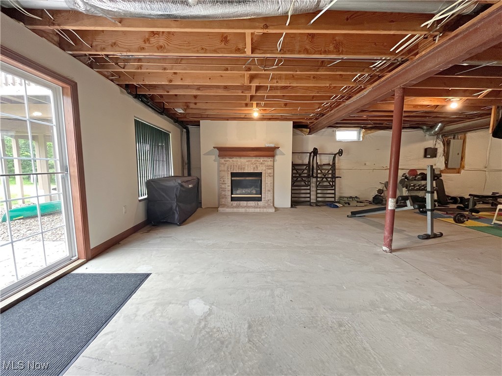 Emerald Lakes - Residential