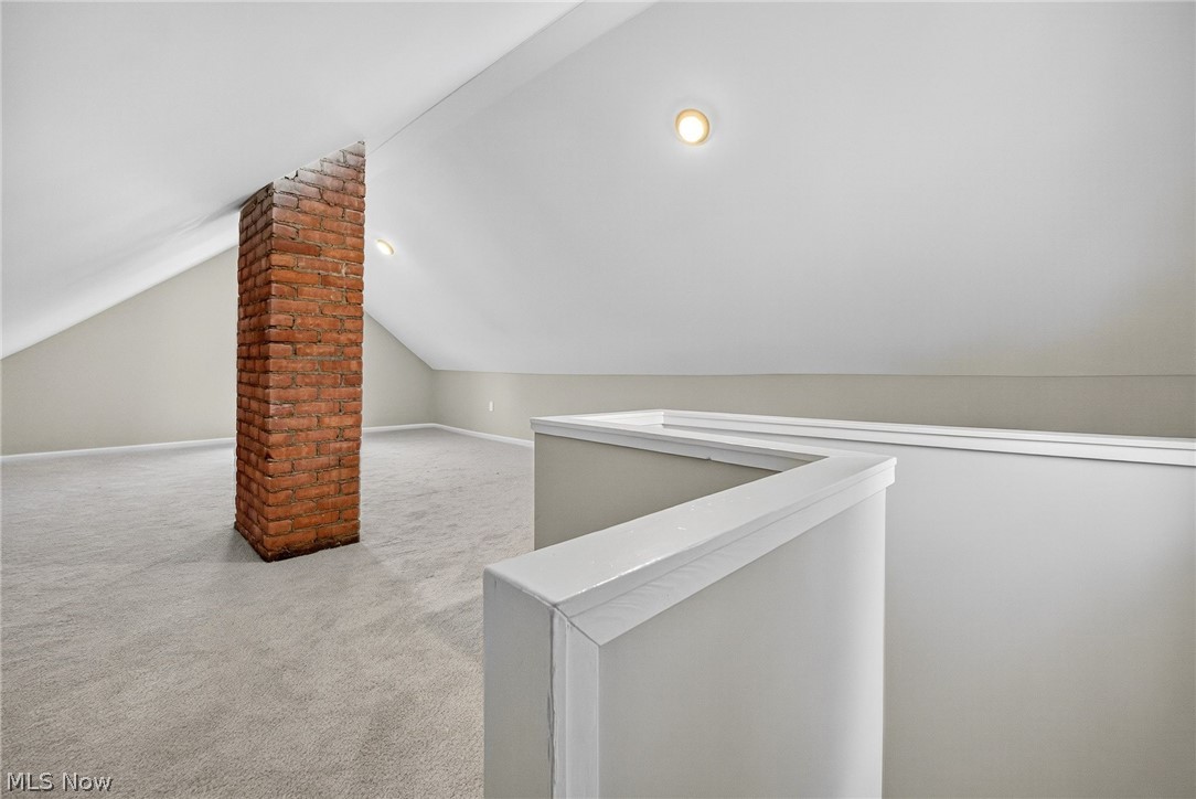 Seltzer Round Cos Monticello - Residential