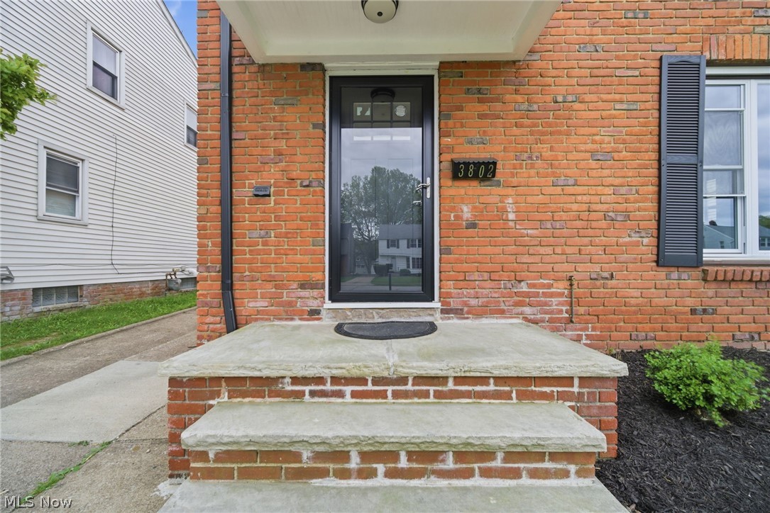 3802 Freemont Road