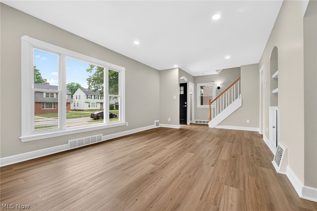 Seltzer Round Cos Monticello - Residential