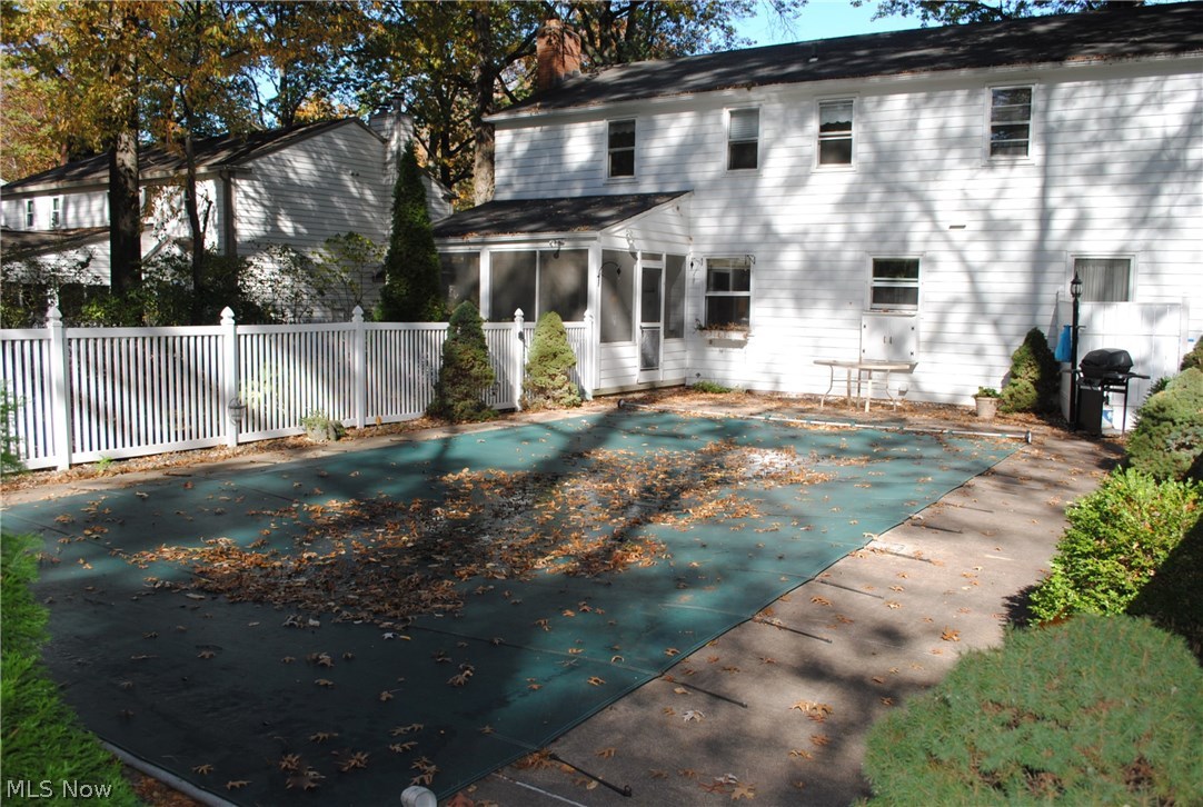 Baywood 02 - Residential