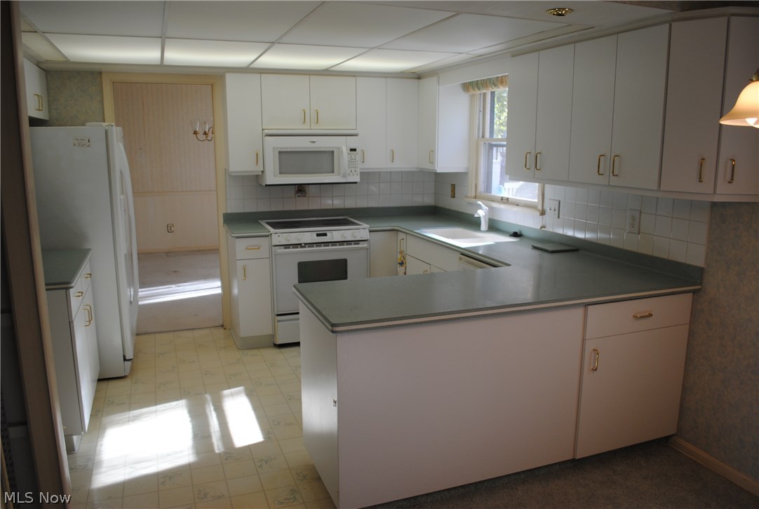 Baywood 02 - Residential