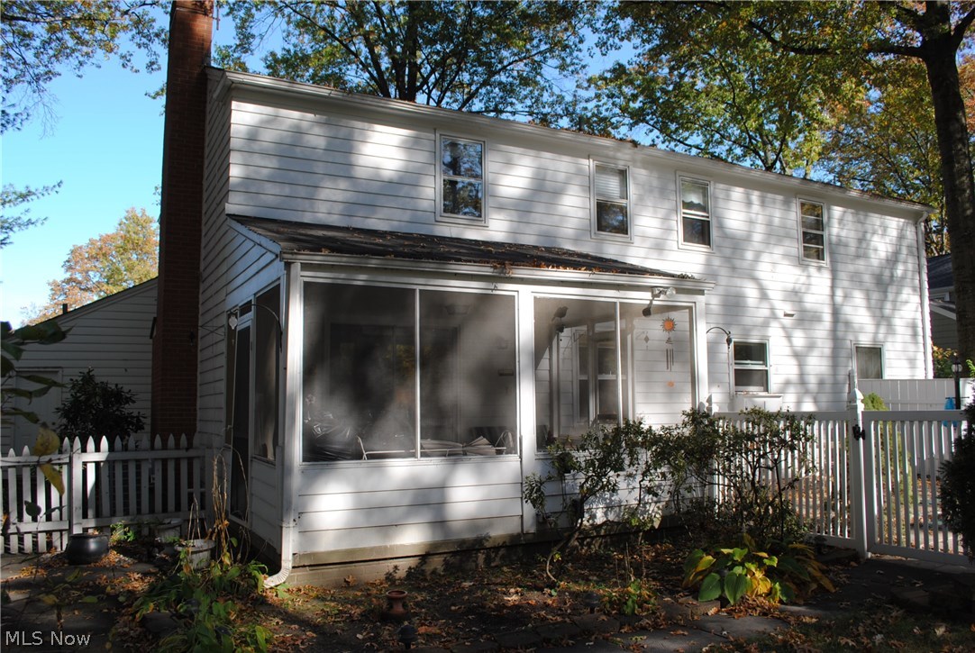 Baywood 02 - Residential