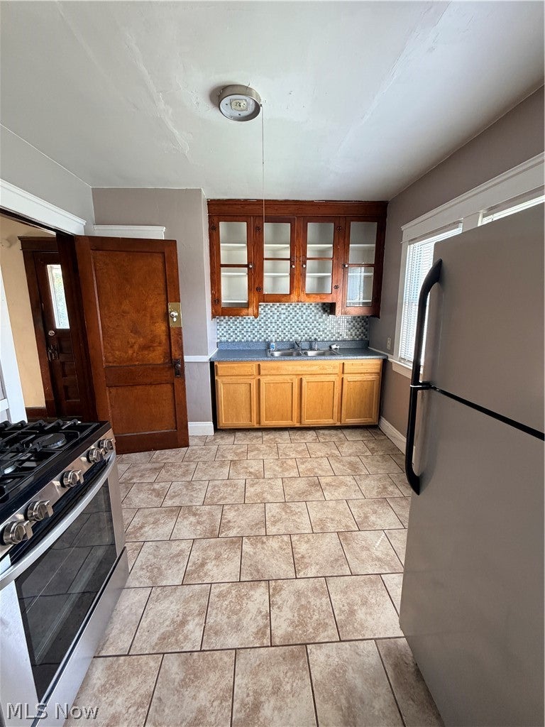 2801 E 125th Street 2