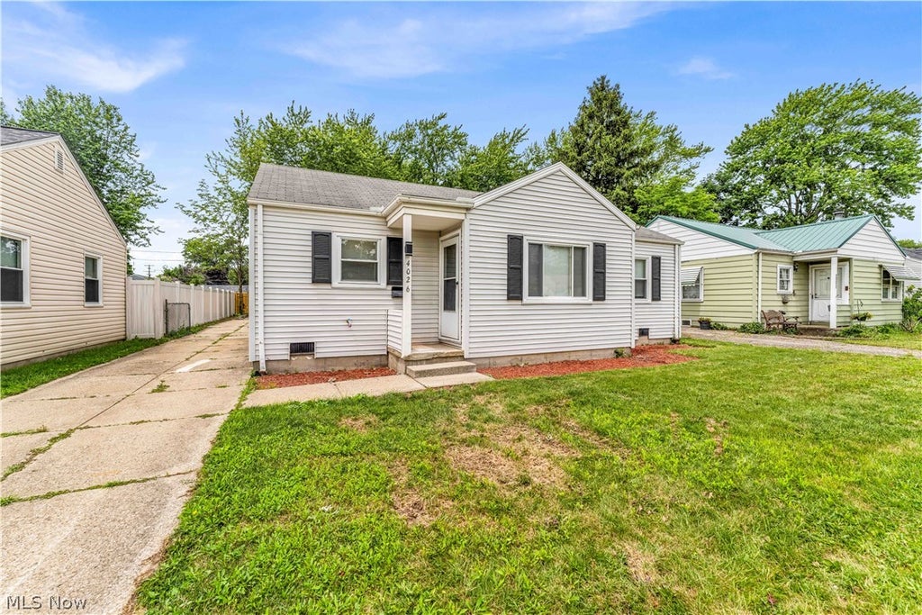 Photo of 4026 W 144th Street, Cleveland, OH 44135 (MLS # 5222315)