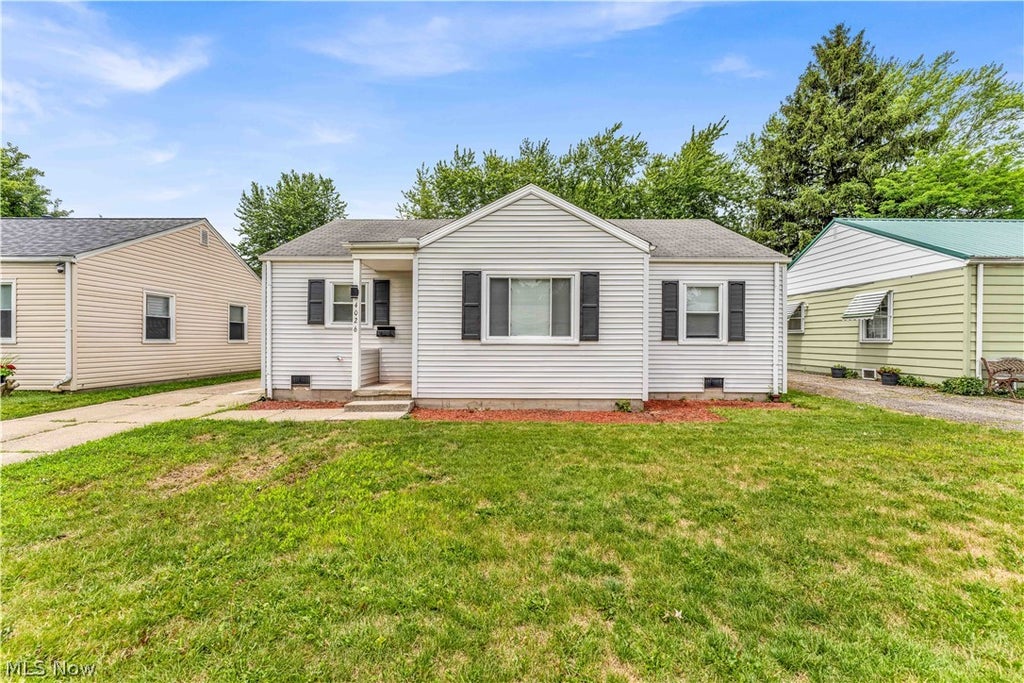 Photo of 4026 W 144th Street, Cleveland, OH 44135 (MLS # 5222315)