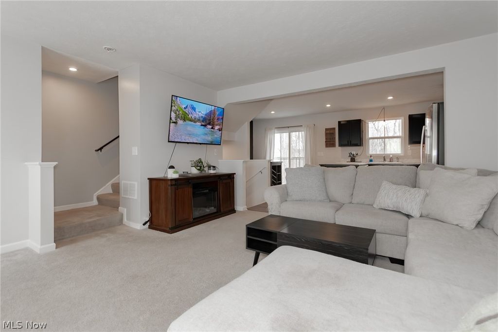 Photo of 772 Pine Spring Drive, Painesville Township, OH 44077 (MLS # 5199657)