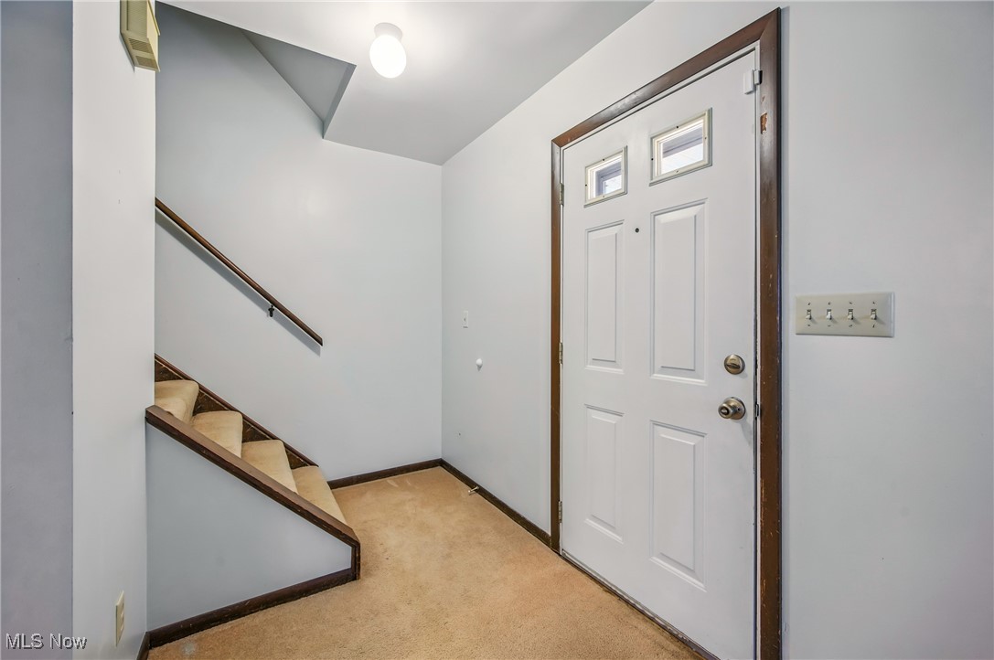 Austintown, Ohio 44515, United States, 4 Bedrooms Bedrooms, ,4 BathroomsBathrooms,Residential,Pending,114253