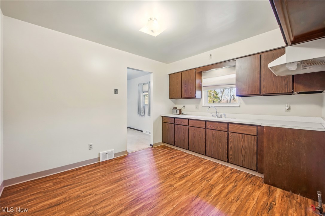 Austintown, Ohio 44515, United States, 4 Bedrooms Bedrooms, ,4 BathroomsBathrooms,Residential,Pending,114253