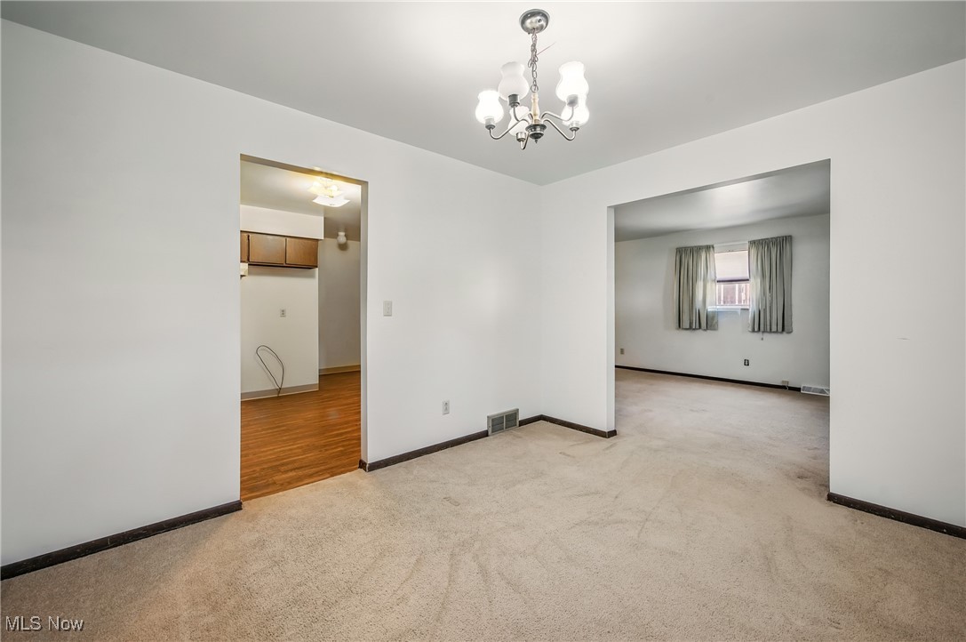 Austintown, Ohio 44515, United States, 4 Bedrooms Bedrooms, ,4 BathroomsBathrooms,Residential,Pending,114253