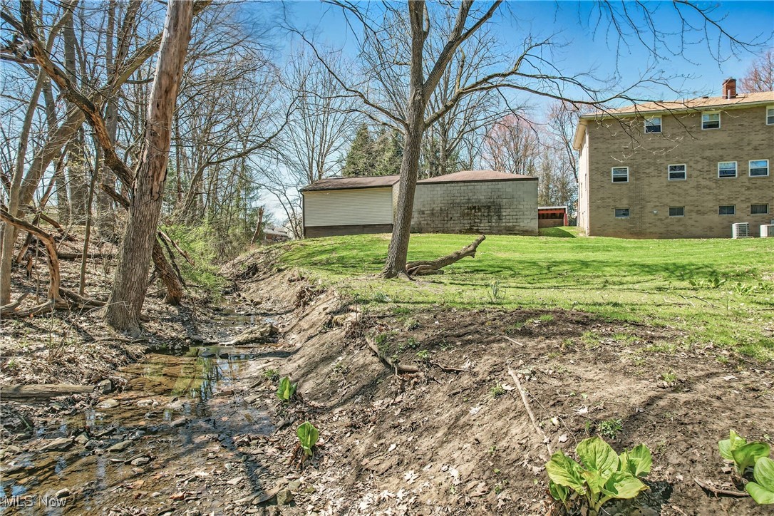 Austintown, Ohio 44515, United States, 4 Bedrooms Bedrooms, ,4 BathroomsBathrooms,Residential,Pending,114253