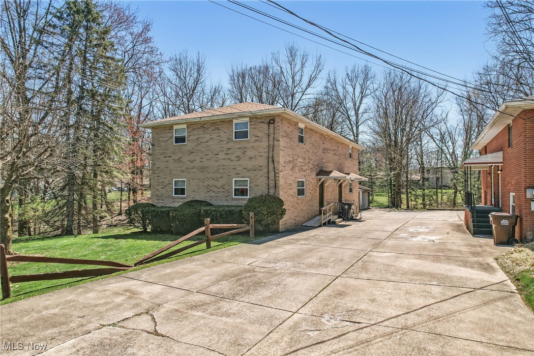 Austintown, Ohio 44515, United States, 4 Bedrooms Bedrooms, ,4 BathroomsBathrooms,Residential,Pending,114253 Austintown, Ohio 44515, United States, 4 Bedrooms Bedrooms, ,4 BathroomsBathrooms,Residential,Pending,114253