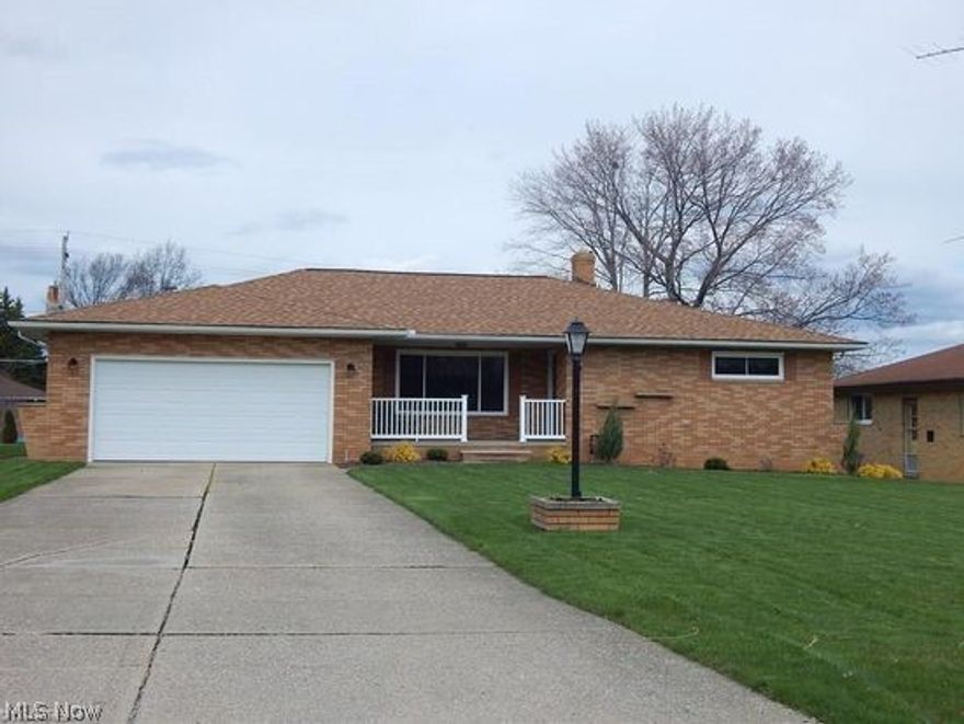 Move in ready all brick ranch located on beautiful street with low traffic and a dead end street in Seven Hills. Updates
Since 2010 Include: exterior doors, garage door, windows, furnace, A/C, hot water tank, patio doors, glass block, Roof,
hardwood floors in family room and hallways, and all appliances stay! Three Bedrooms with flawless hardwood floors
underneath carpet. Updated Bathrooms. House is very open and huge living room. Lower level has huge half finished
rec room that is carpeted with decorative fireplace. Tons of storage! Covered back patio.