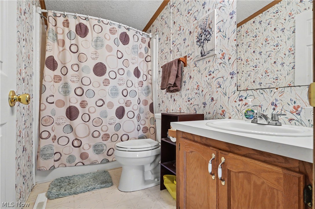 J R & M E Feicht 01 - Residential