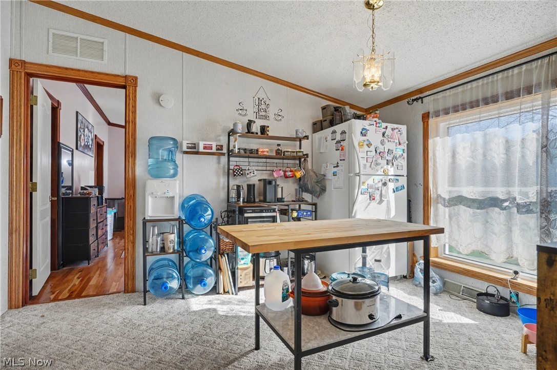 J R & M E Feicht 01 - Residential