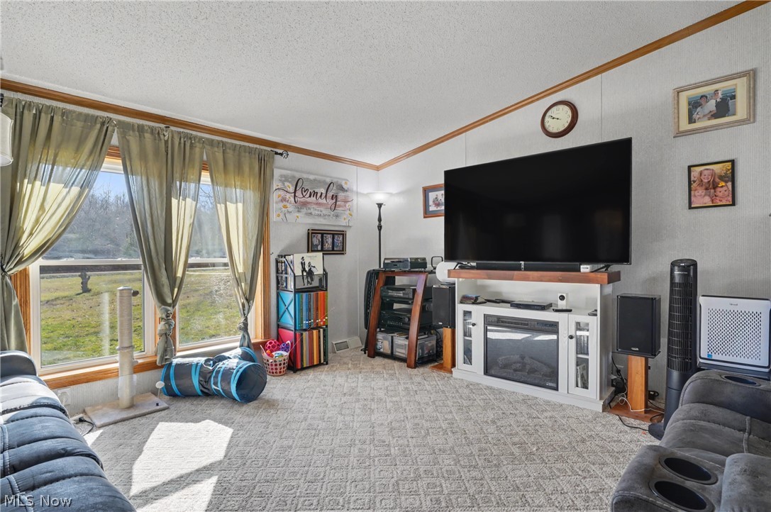 J R & M E Feicht 01 - Residential