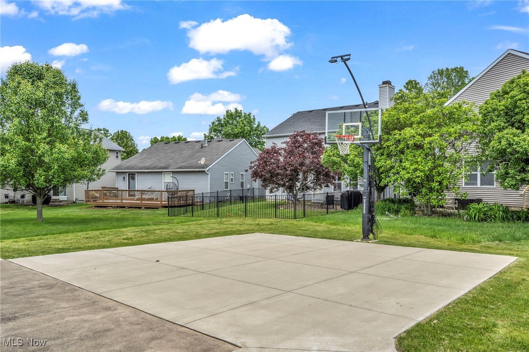 2300 Canterbury Circle, Akron, Ohio image 41