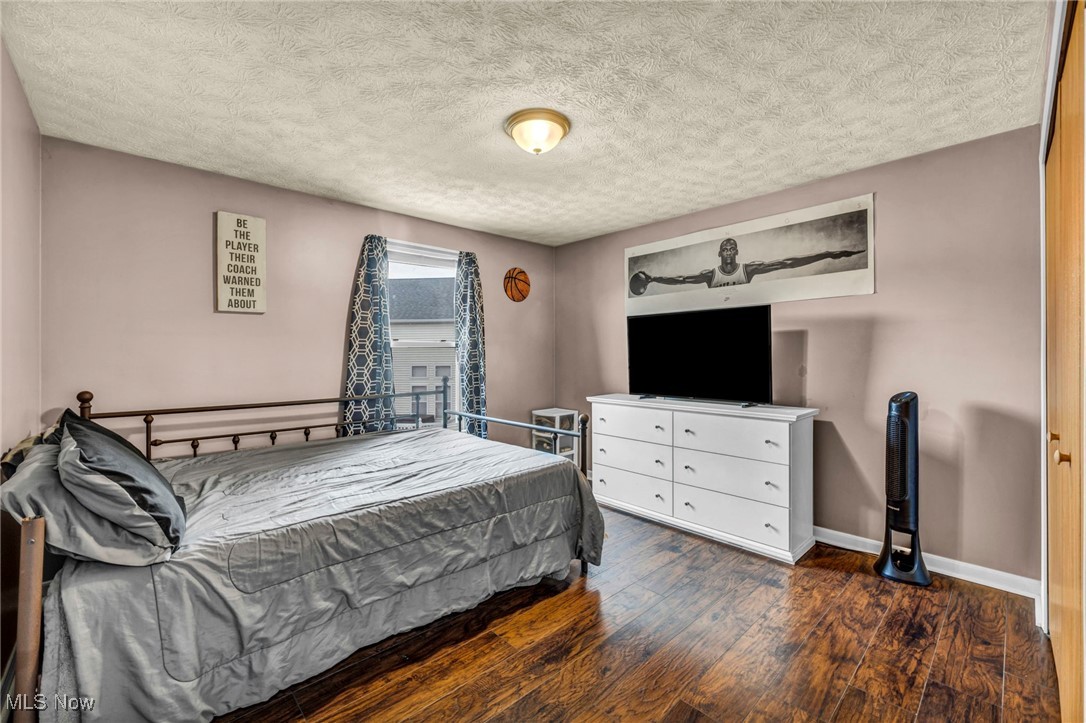 2300 Canterbury Circle, Akron, Ohio image 27