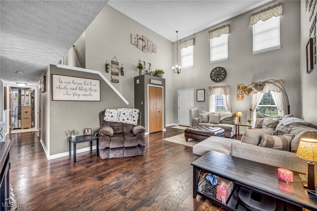 2300 Canterbury Circle, Akron, Ohio image 8