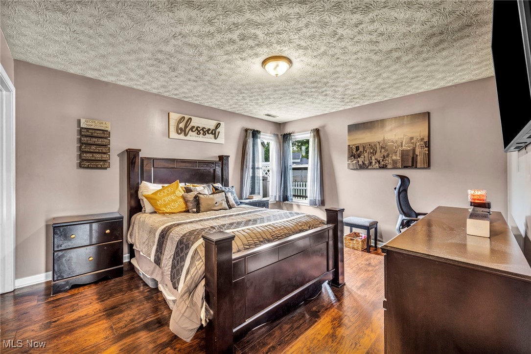 2300 Canterbury Circle, Akron, Ohio image 19