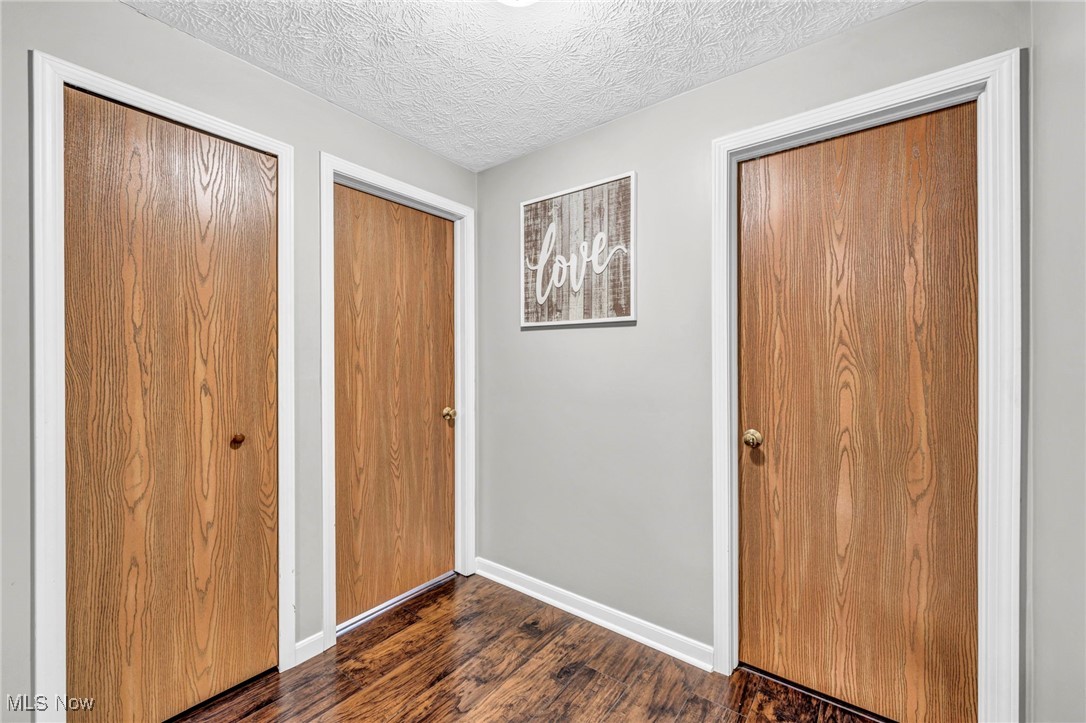 2300 Canterbury Circle, Akron, Ohio image 24