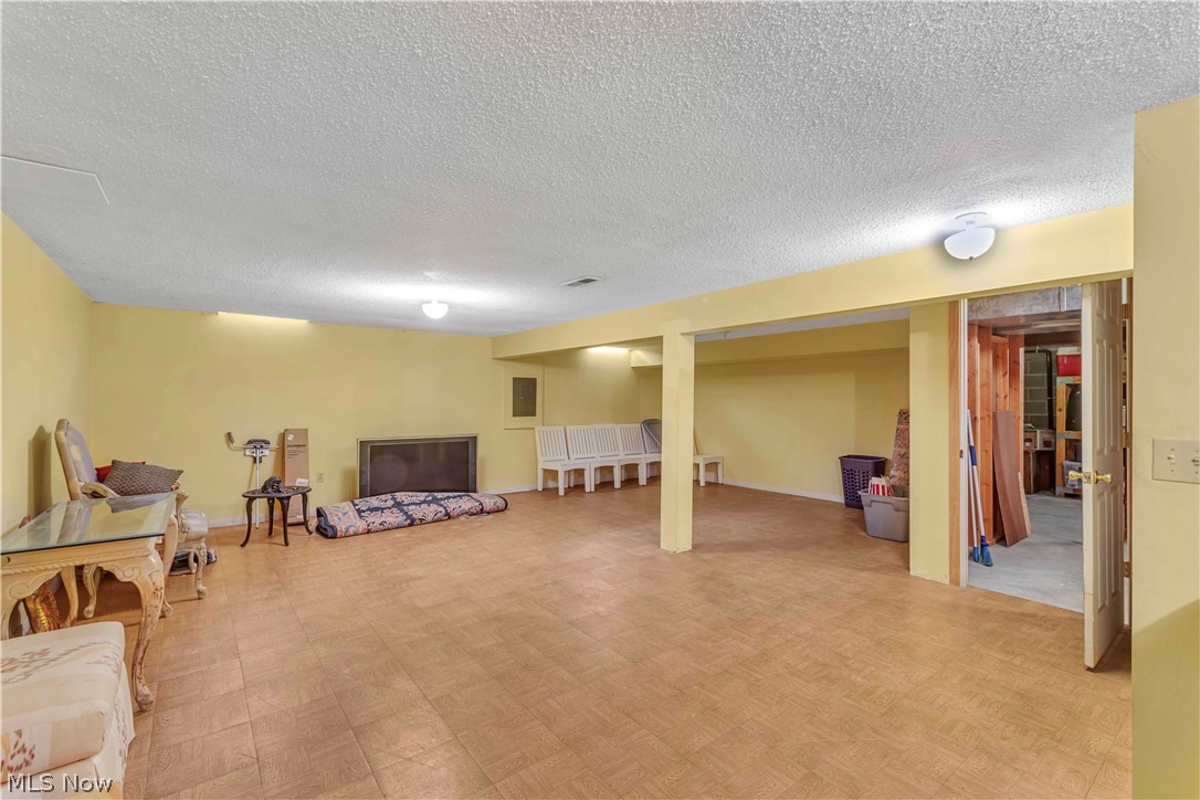 Cinnamon Woods Condo - Residential