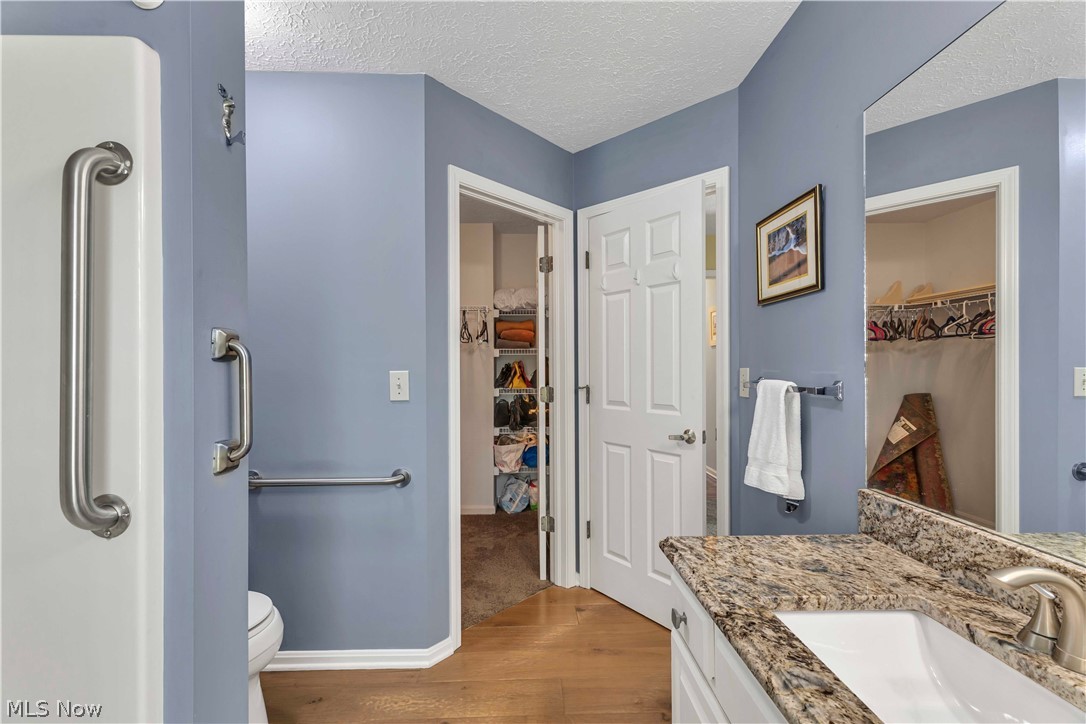 Cinnamon Woods Condo - Residential