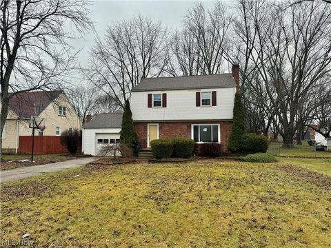 Homes For Sale - 4715 Euclid Boulevard<br/> Youngstown, OH 44512
