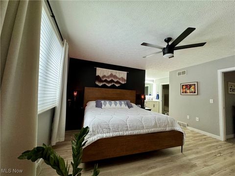 Tiny photo for 1486 Tripodi Circle, Niles, OH 44446 (MLS # 5179173)