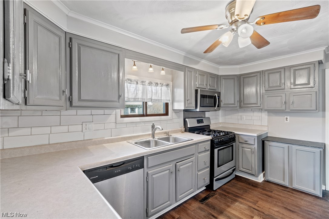 A M Hoopes Add - Residential