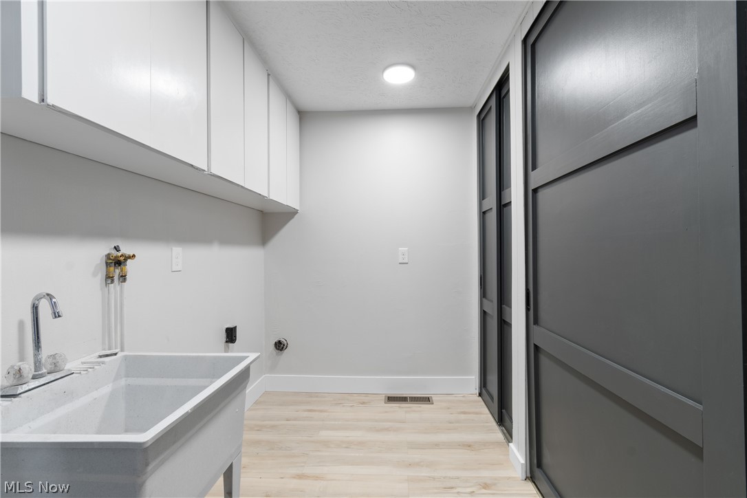 Cliffs Condo - Residential