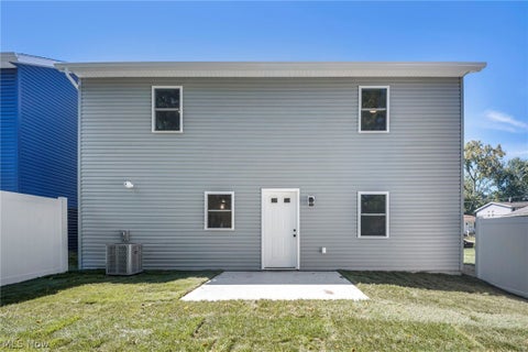Tiny photo for 5235 Forest Avenue, Maple Heights, OH 44137 (MLS # 5245814)