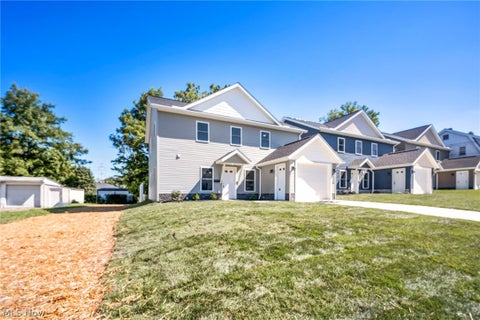 Tiny photo for 5235 Forest Avenue, Maple Heights, OH 44137 (MLS # 5245814)