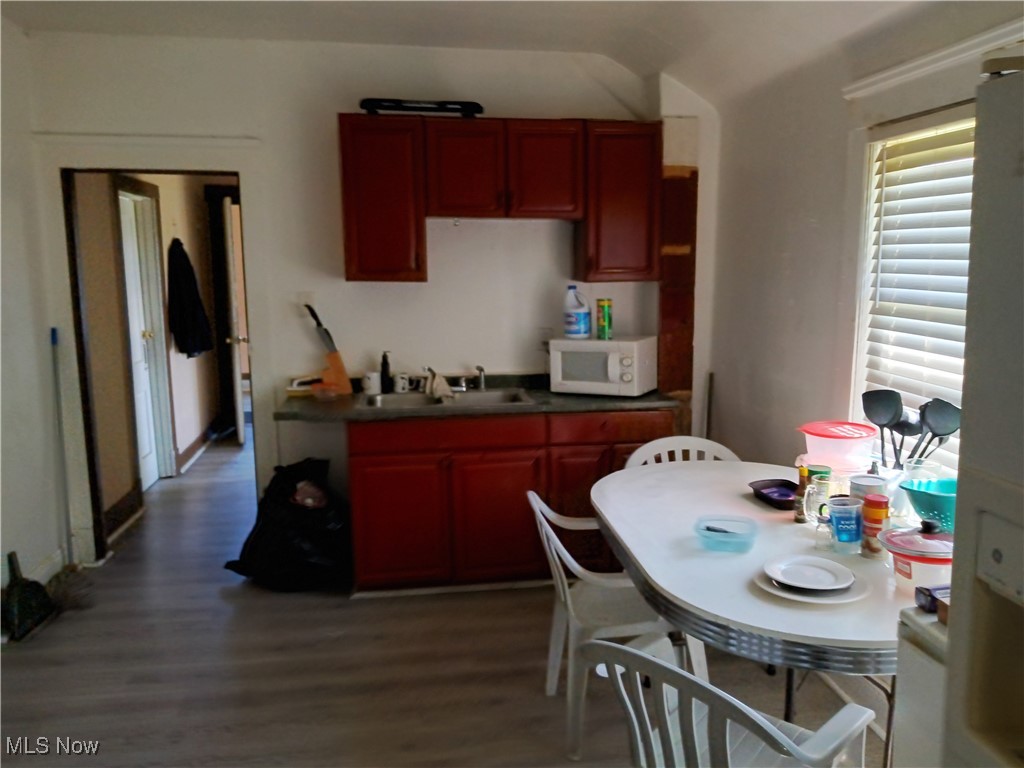 City/Cleveland - Residential Income