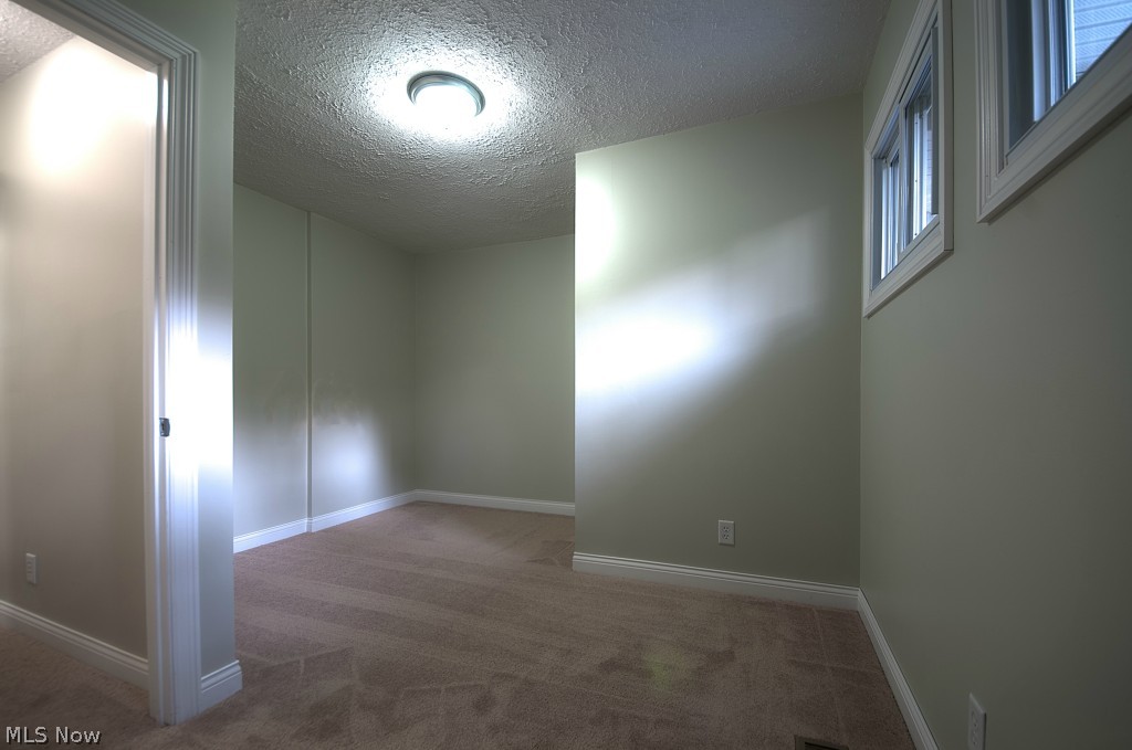 Twin Lake Estates - Residential